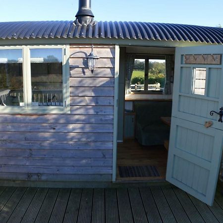 Rose Shepherds Hut Badlesmere Экстерьер фото